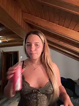 Chatroom XXX en direct de Naomi-Klein