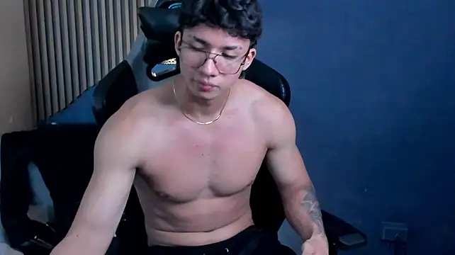 Chat XXX en directo de Axxel_Muscle