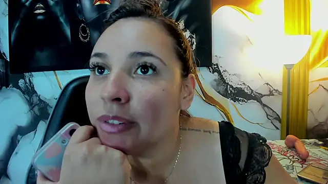 LizzRouse Chat XXX in diretta