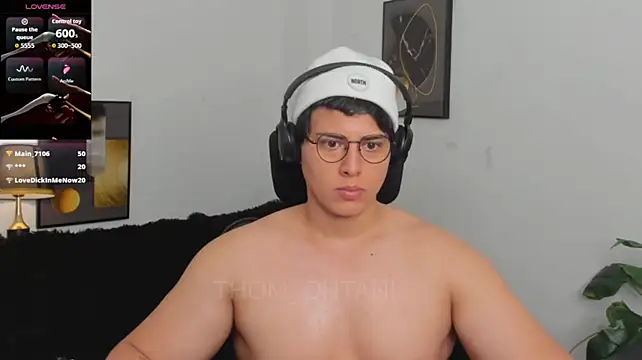 Thom_Ohtani – Live XXX-chat