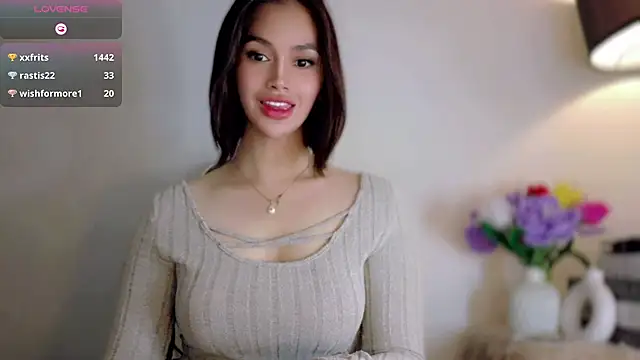 הופעת וובקאם של Anna_HollyDoll