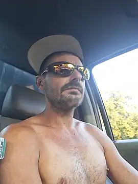 DaddyAndSplashQueen Show in webcam