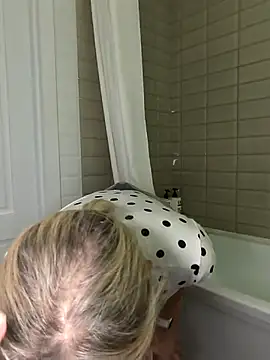Elle_Milfa Chat XXX live