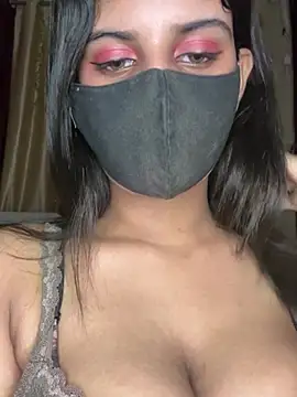 Chat XXX en directo de Zaayaa_2