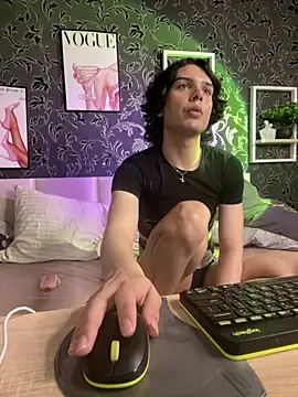 Chat +18 de RubyMotte ao vivo