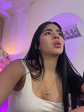 _kyraa_ – Live XXX-chat