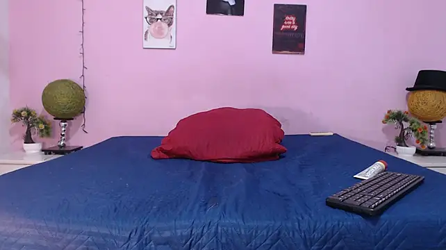 XXX chat uživo modela tiberius_blaunch