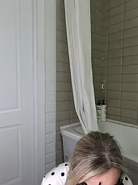 Elle_Milfa Chat XXX live