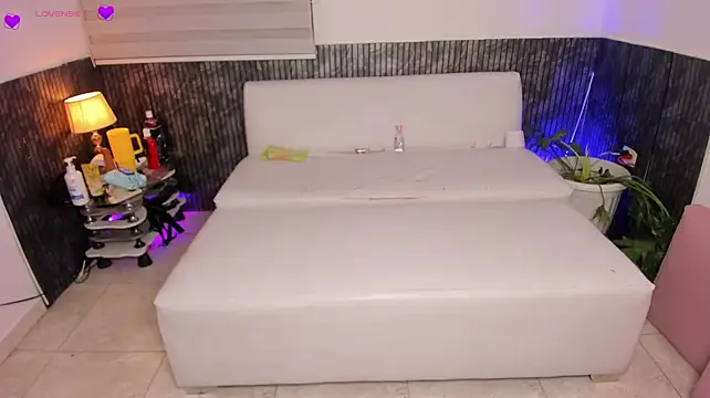 دردشة Royaltempt الجنسية المباشرة