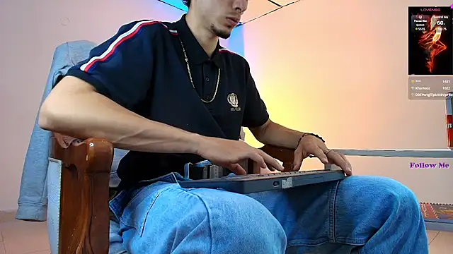 Darkwin666 Show in webcam