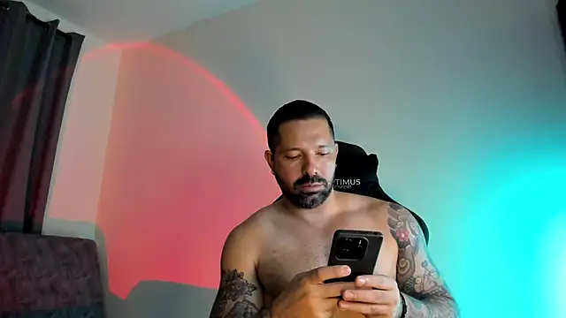 Chat +18 de Pierre_Vidal ao vivo