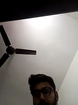 Show Webcam de dhruvplayboy