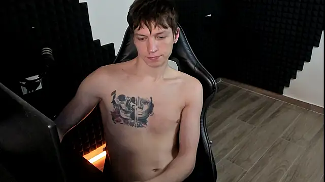 More_than_friend's Live XXX Chat