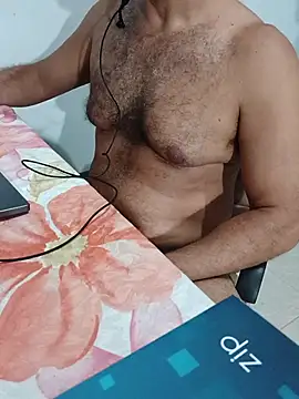 Chat +18 de morenodiscret35 ao vivo