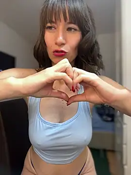 AlanaRius18's Live XXX Chat