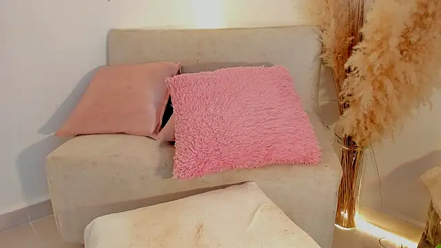 XXX chat uživo modela mariam_hill