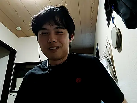 whitebriefboyのライブXXXチャット
