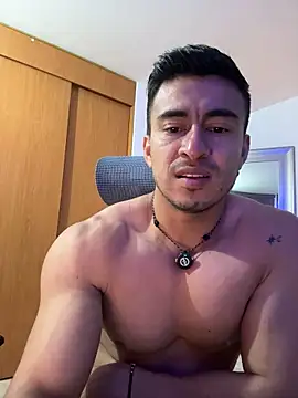Chris_Clarck লাইভ XXX চ্যাট