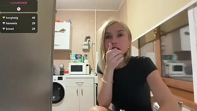 AngelJeni Chat XXX in diretta
