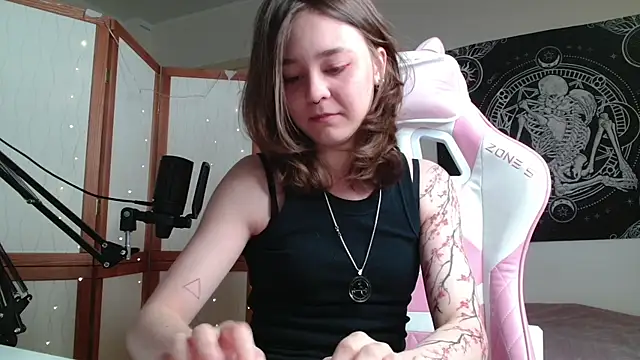 Mysterious_Toy's Live XXX Chat