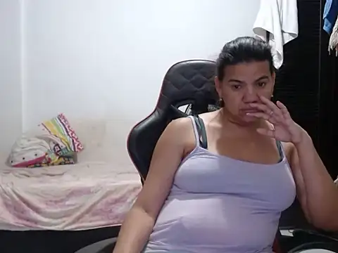 Adriana_0312 Live XXX-Chat