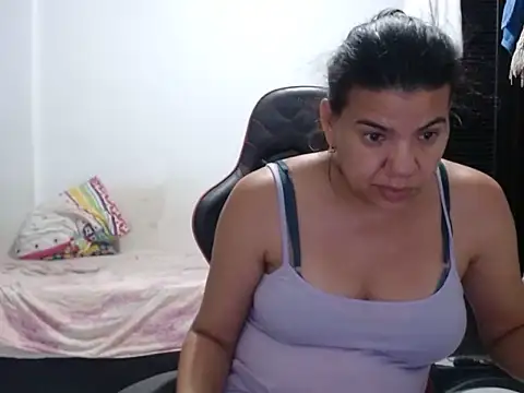 Adriana_0312 – Live XXX-chat