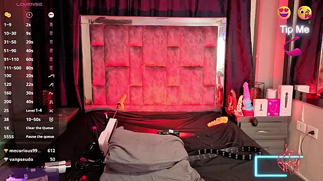 Онлайн чат XXX LeoMonnroe