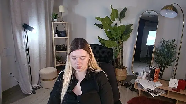 CelestineMauriac Live XXX Chat