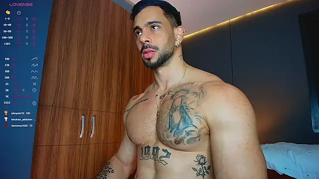 massimo_visconti's Live XXX Chat