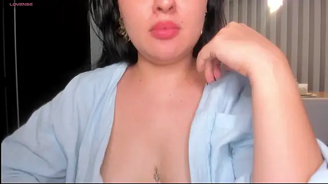 AnushaKumariのライブXXXチャット