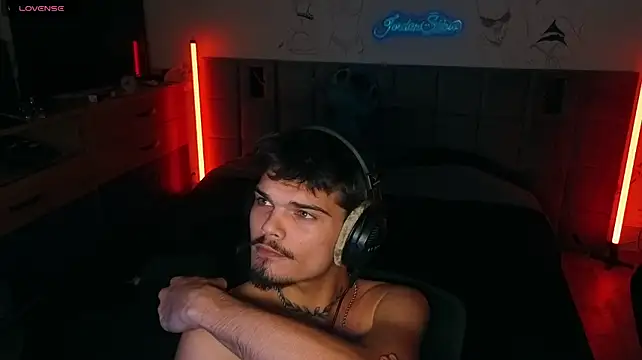 JordanShown Live XXX chat