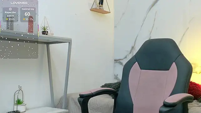 dariah_jhonson élő XXX-chatje