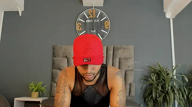 Chat +18 de Robin_Rief ao vivo