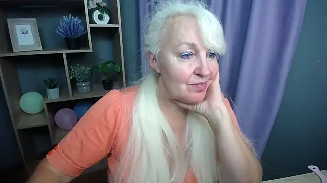 Živý XXX chat BlondyLeeBest