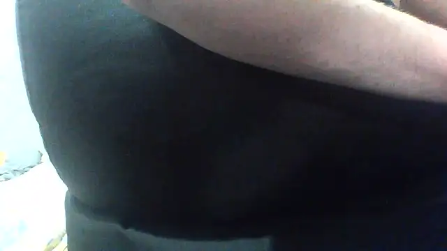 Show modela KaelNox na web-kameri