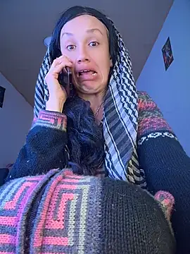 MARILYNKOVANOVA – Naživo XXX chat