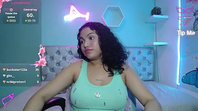 valeria_martinez19 现场XXX聊天