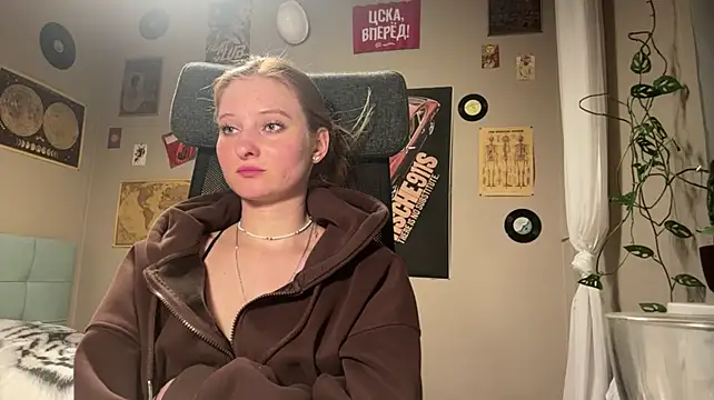 EllyCerry Chat XXX in diretta