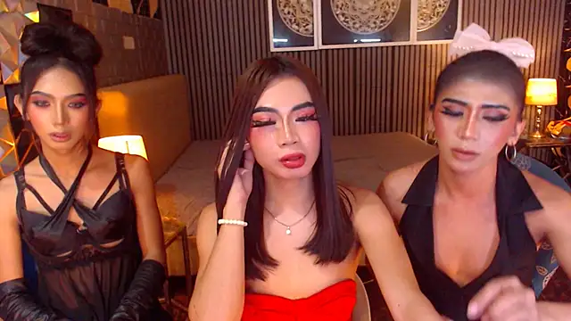 แชท XXX สดของ AudreyMilesTrans