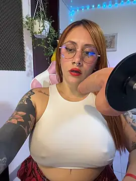 Luna_Paris_ live XXX chat