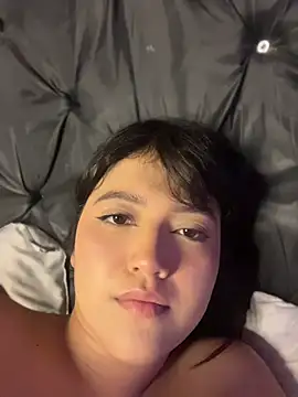 แชท XXX สดของ alisson_carolina73