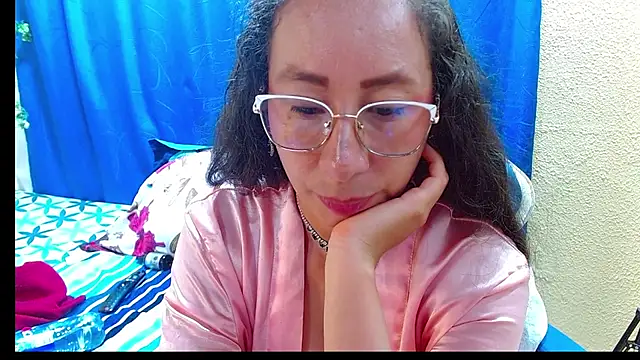 Gia_leinn Chat XXX in diretta