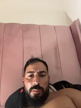 XXX chat uživo modela Danieldanit