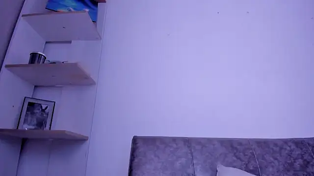 Онлайн чат XXX Alessrose