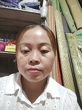 Chat +18 de Yee_Yee1 ao vivo