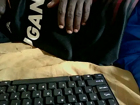 XXX chat uživo modela tencum190
