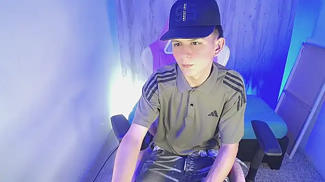 Hot_athletes_'s Live XXX Chat