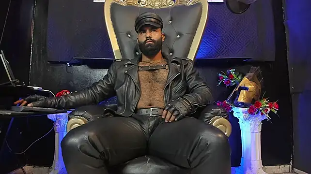 BeardAndrew Adlı Modelin Canlı XXX Sohbeti
