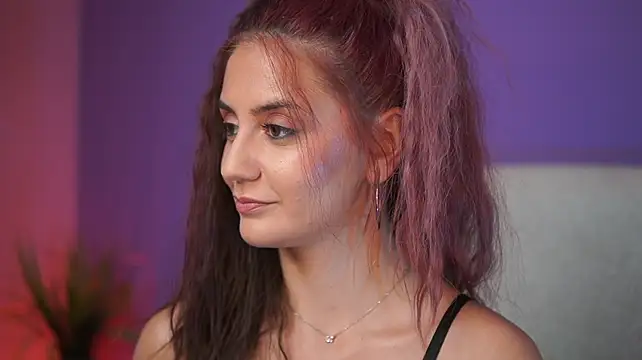 SabrinaHope XXX чат на живо