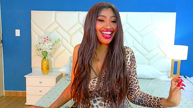 Chat +18 de Kiara_Parker_ ao vivo